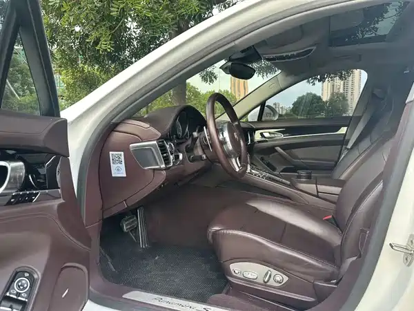 Porsche Panamera 2014