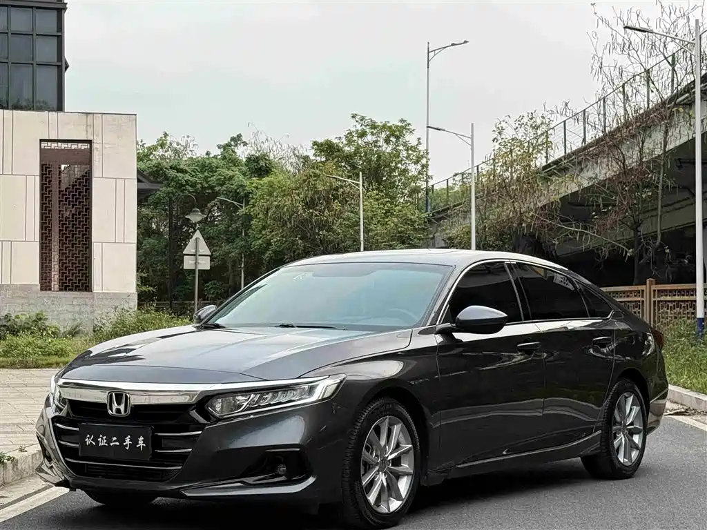 Honda Accord 2022 — фото 17