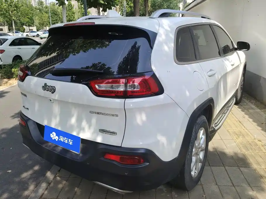 Jeep Cherokee 2016