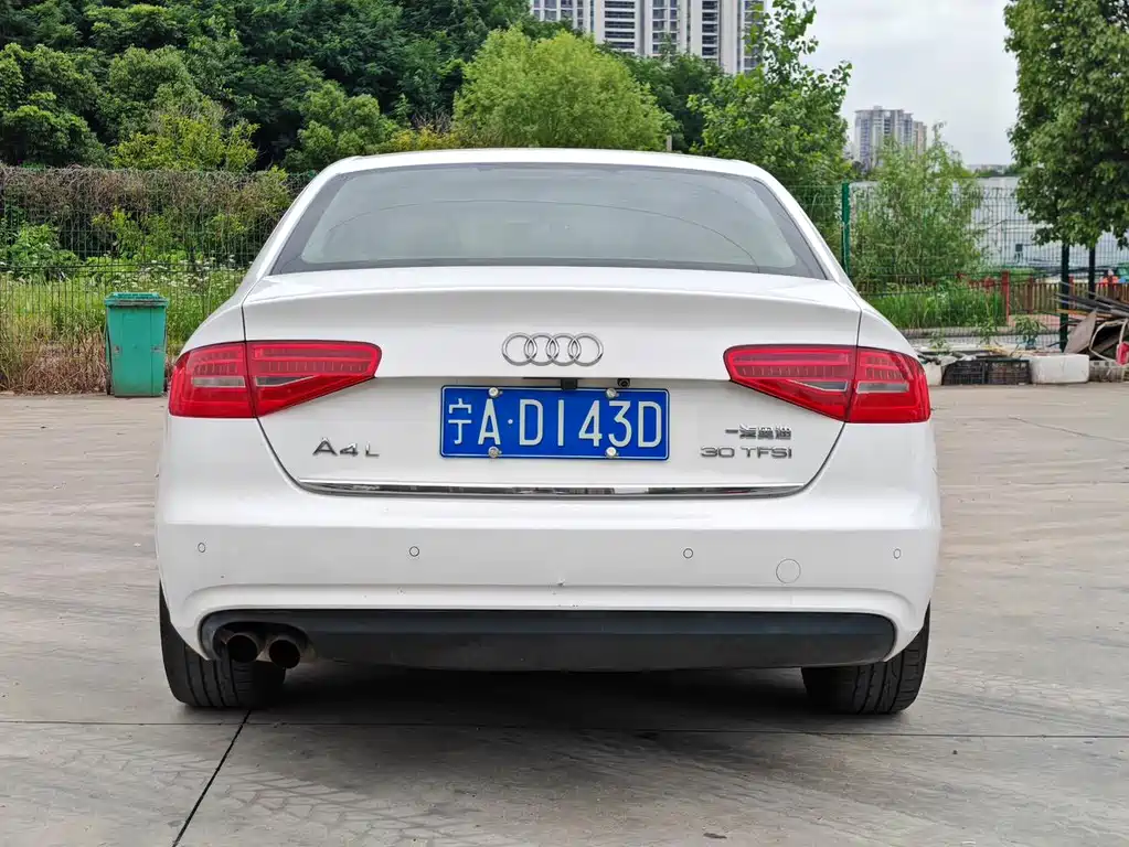 Audi A4L 2016 — фото 8