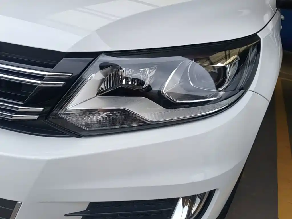 Volkswagen Tiguan 2016 — фото 24