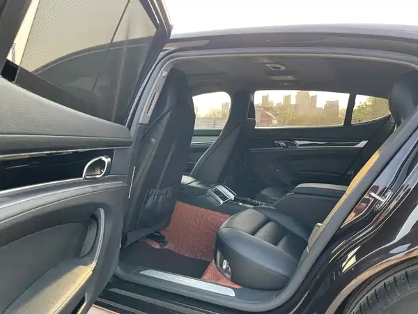 Porsche Panamera 2016