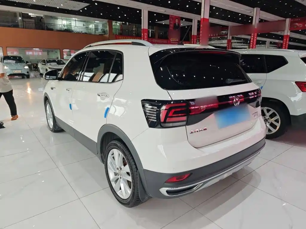 Volkswagen T-Cross 2020 — фото 9