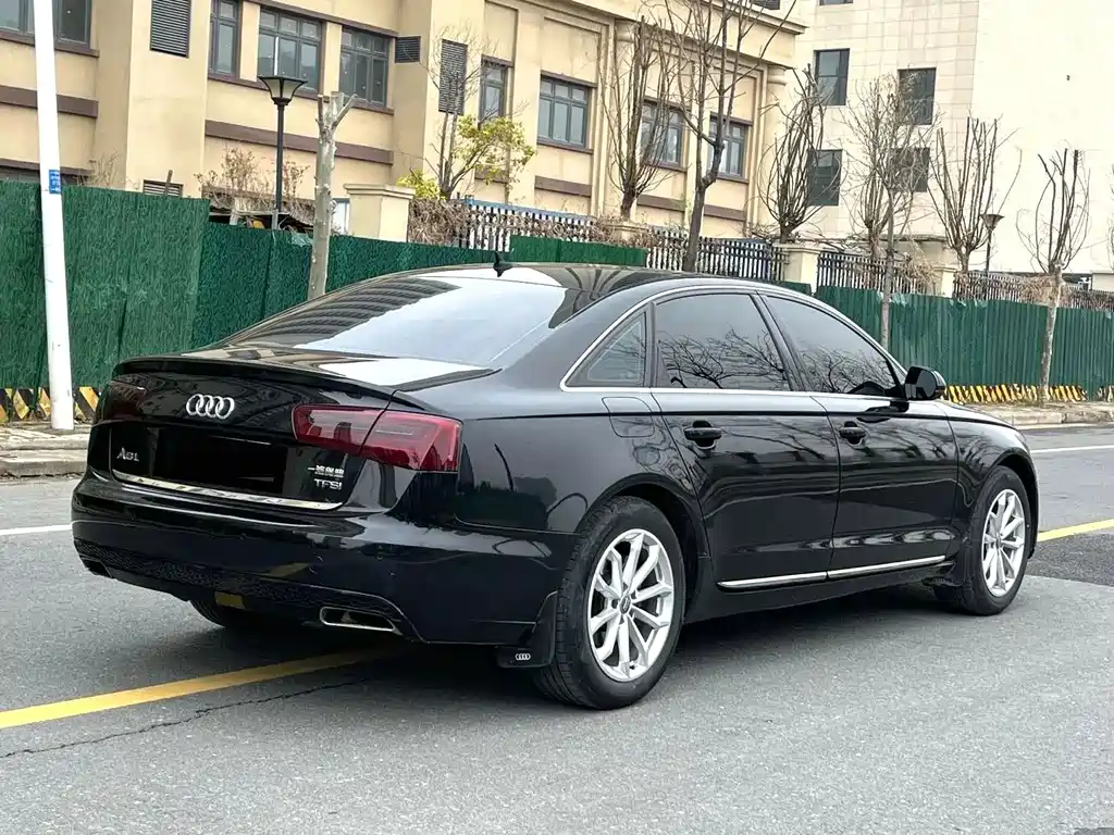 Audi A6L 2012 — фото 9
