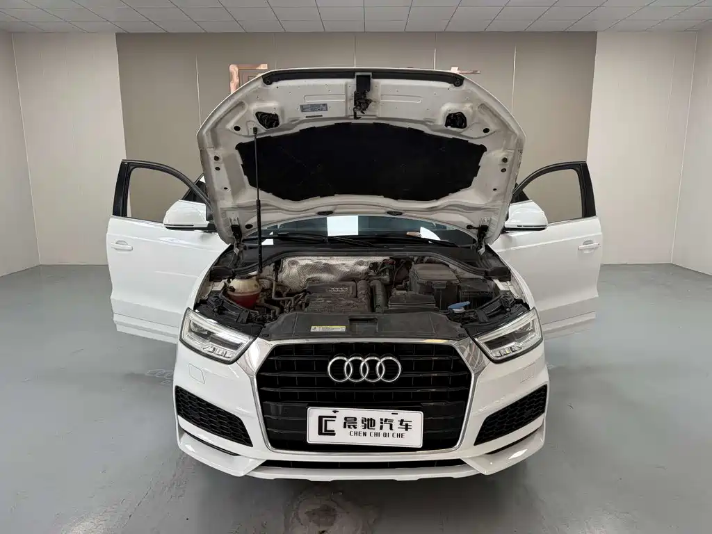 Audi Q3 2019 — фото 15