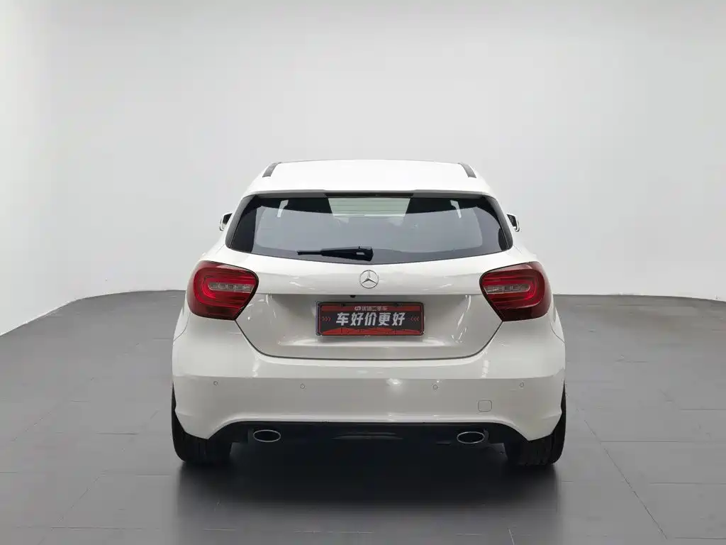 Mercedes-Benz A-Class 2015 — фото 4