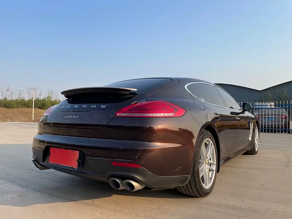 Porsche Panamera 2016 — фото 23