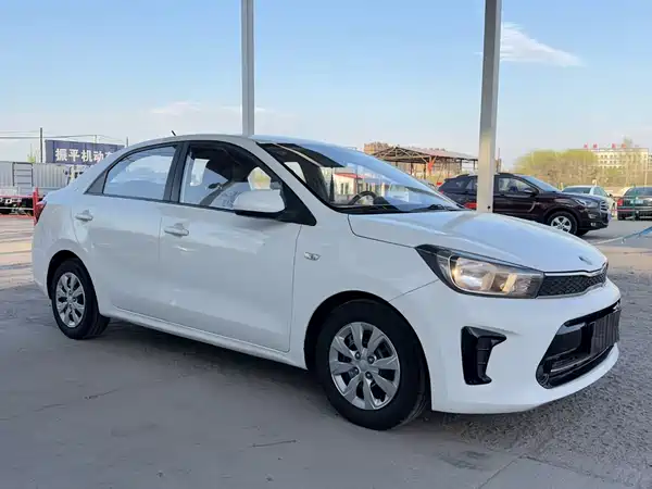 Kia Pegas 2017