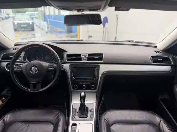 Volkswagen Passat 2013