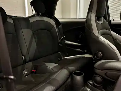 MINI MINI 2023