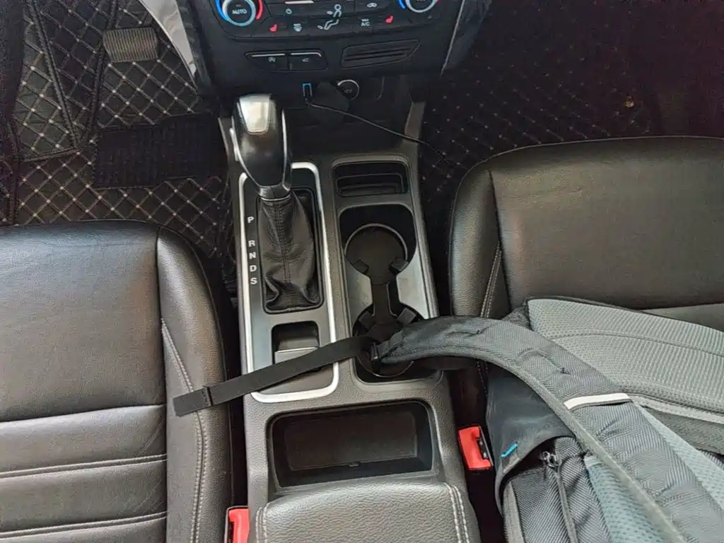 Ford Kuga 2019 — фото 14