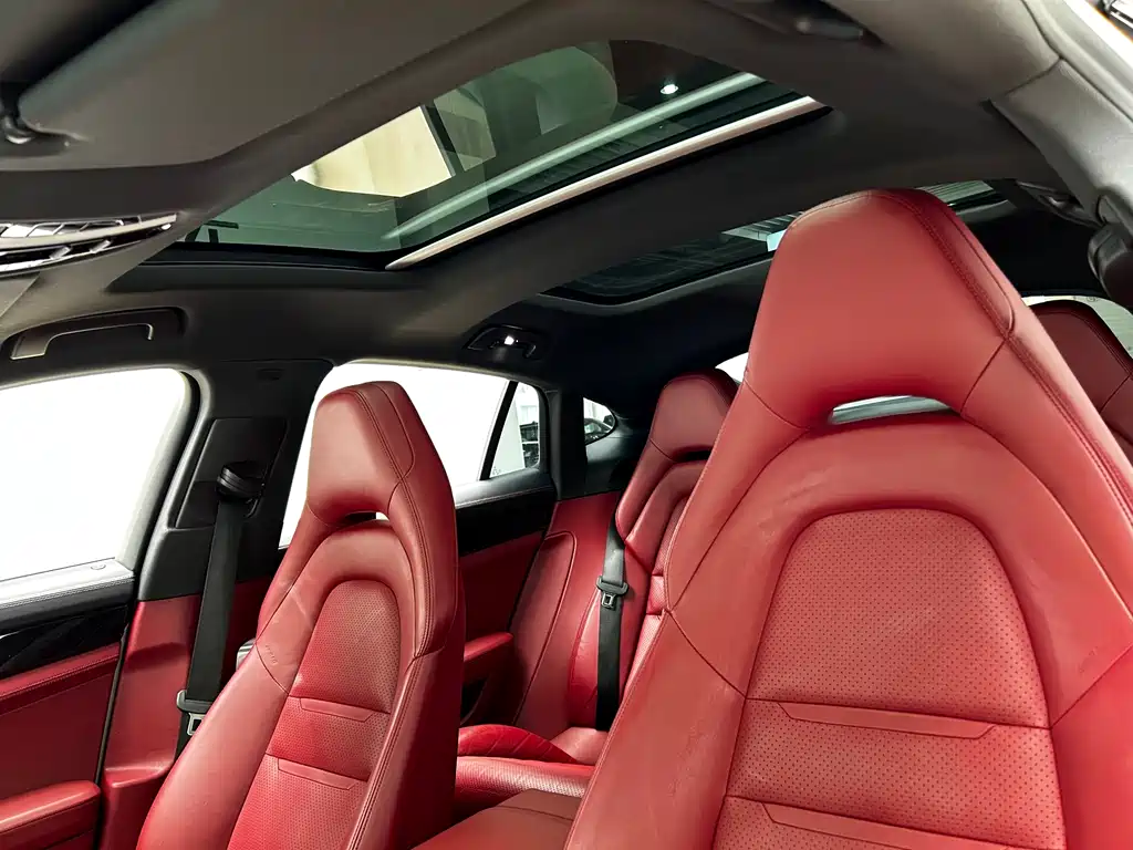 Porsche Panamera 2017 — фото 11