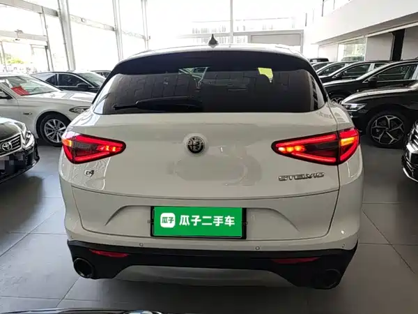 Alfa Romeo Stelvio 2019