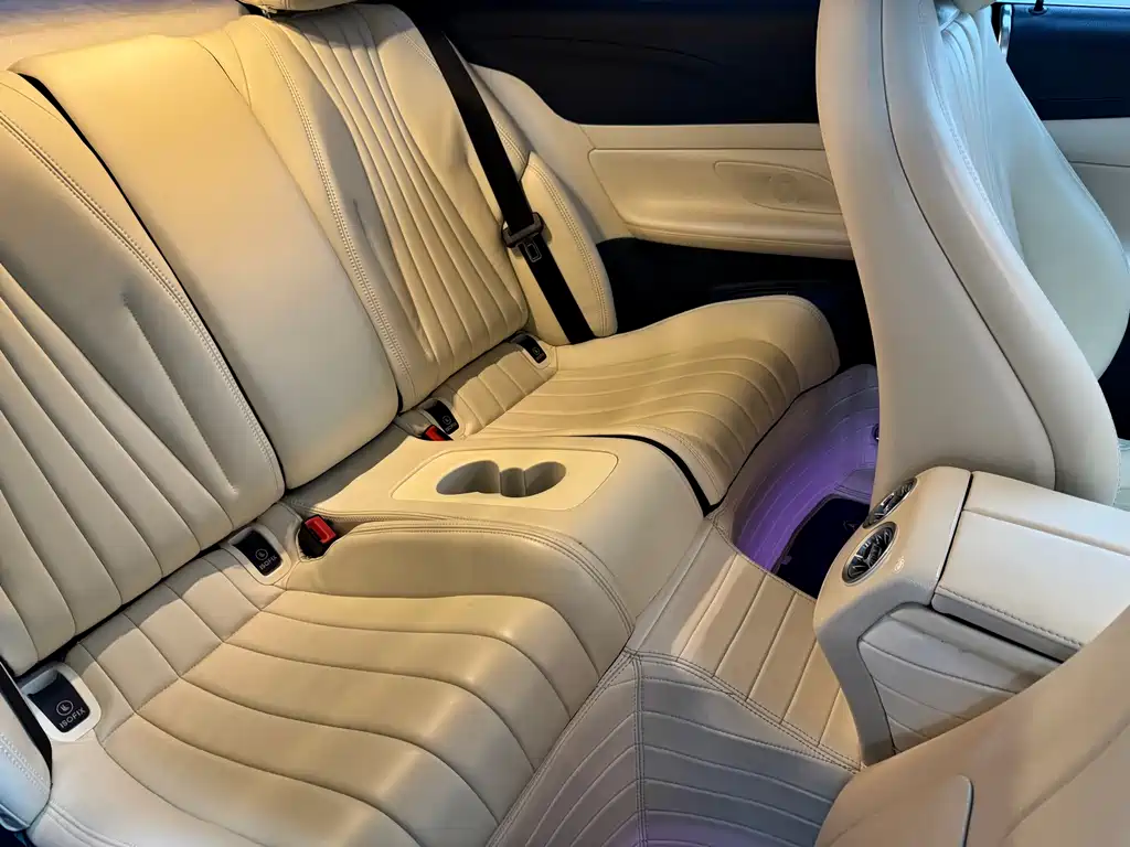 Mercedes-Benz E-Class 2020 — фото 15