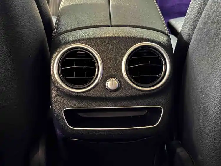 Mercedes-Benz C-Class 2020 — фото 12