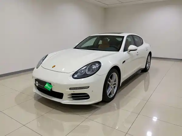 Porsche Panamera 2015