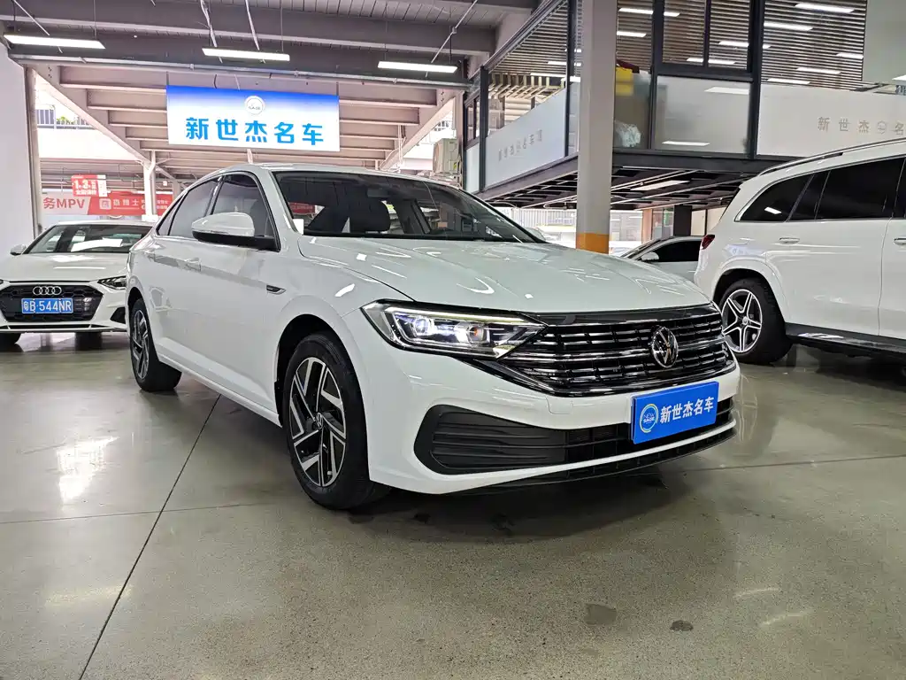 Volkswagen Sagitar 2024