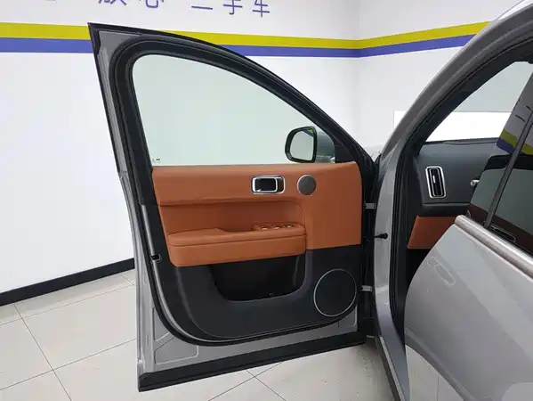 Li Auto L6 2024