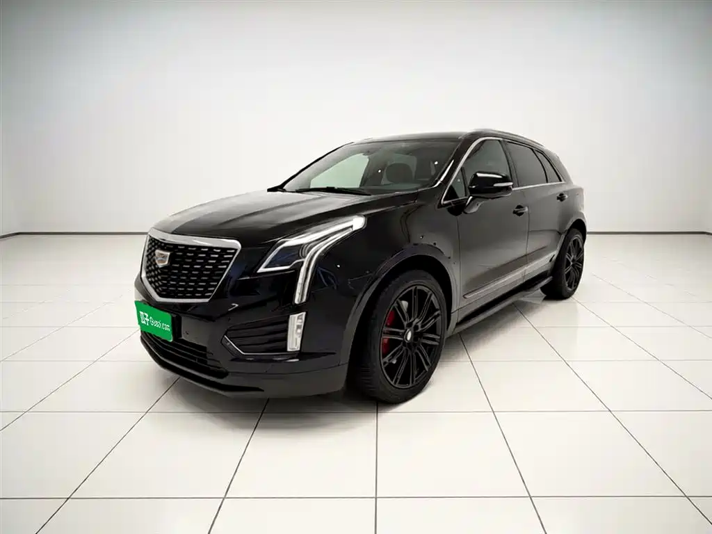 Cadillac XT5 2021 — фото 1