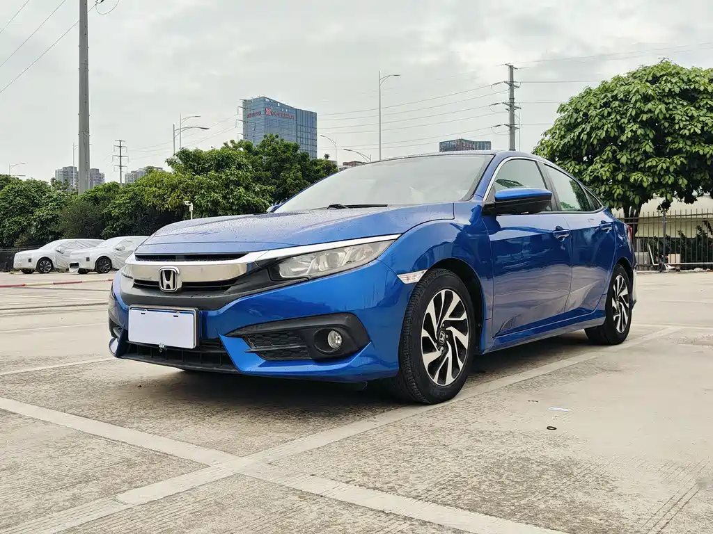 Honda Civic 2018 — фото 2