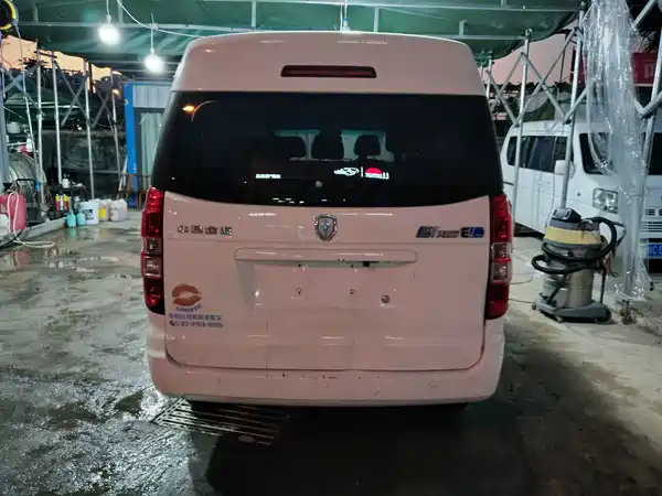 Jinbei New Hiace EV 2023