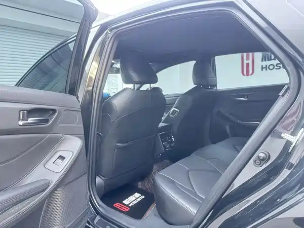 Toyota Avalon 2019