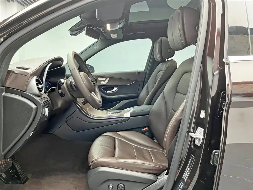 Mercedes-Benz GLC 2023 — фото 15