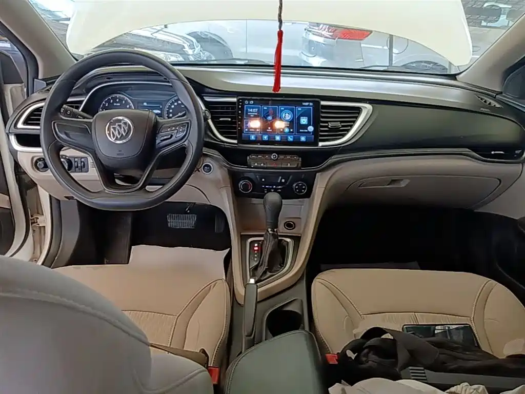 Buick Excelle 2015 — фото 10