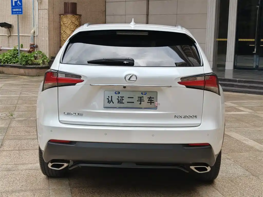 Lexus NX 2016 — фото 17