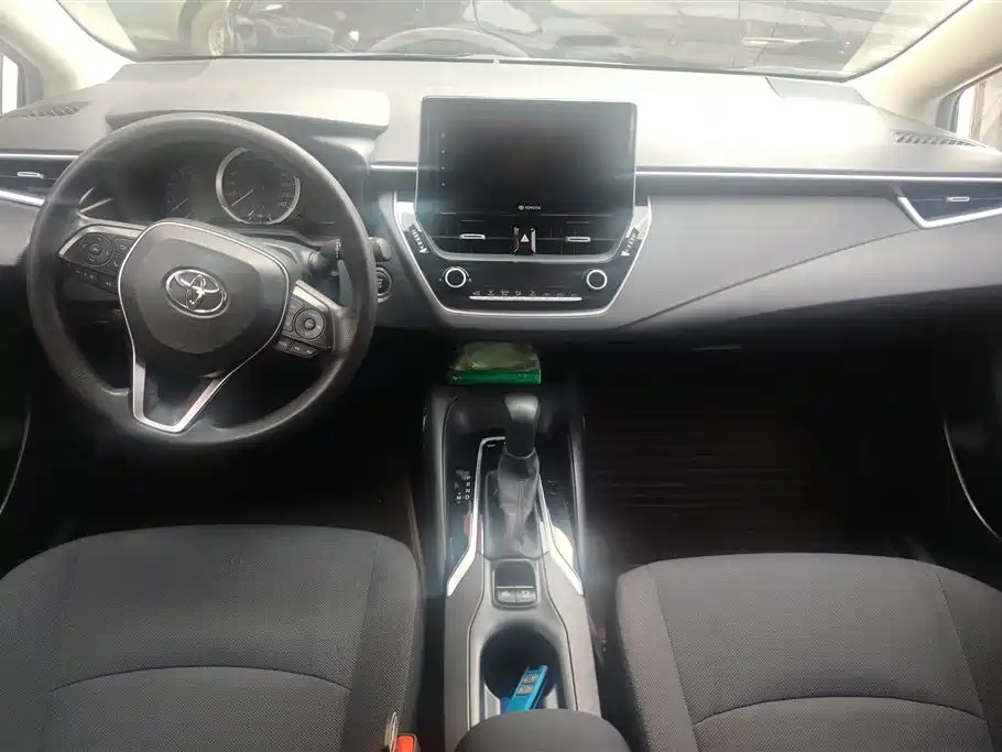 Toyota Corolla 2020 — фото 12