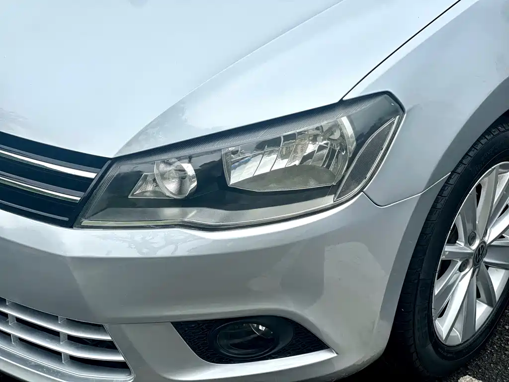 Volkswagen Jetta 2015 — фото 16