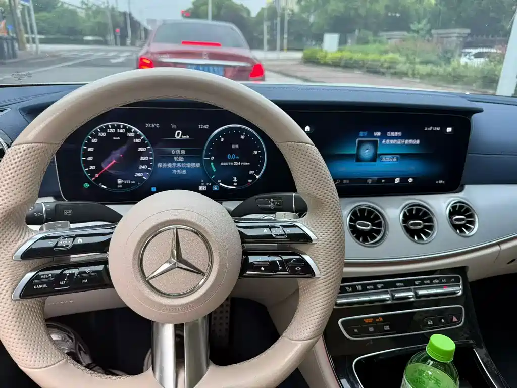 Mercedes-Benz E-Class 2022 — фото 2