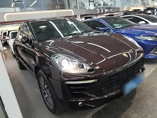 Porsche Macan 2015