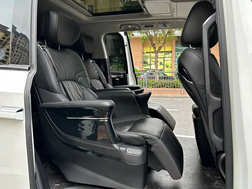 GAC Motor Trumpchi M8 2023 — фото 38