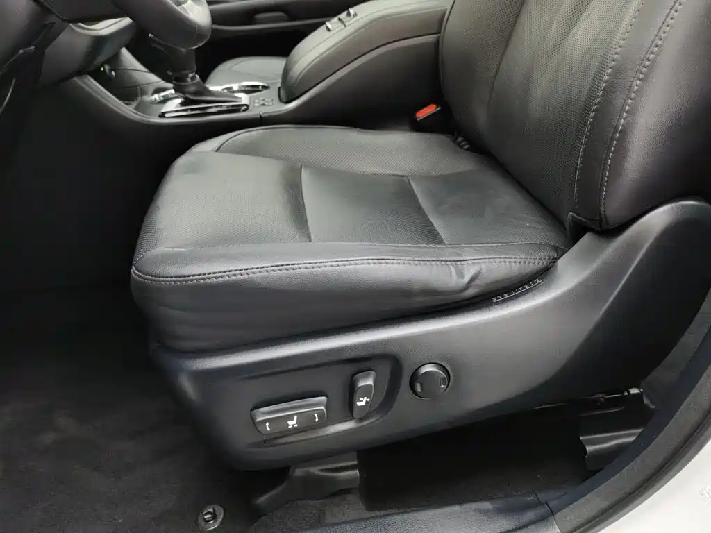 Toyota Highlander 2017 — фото 20