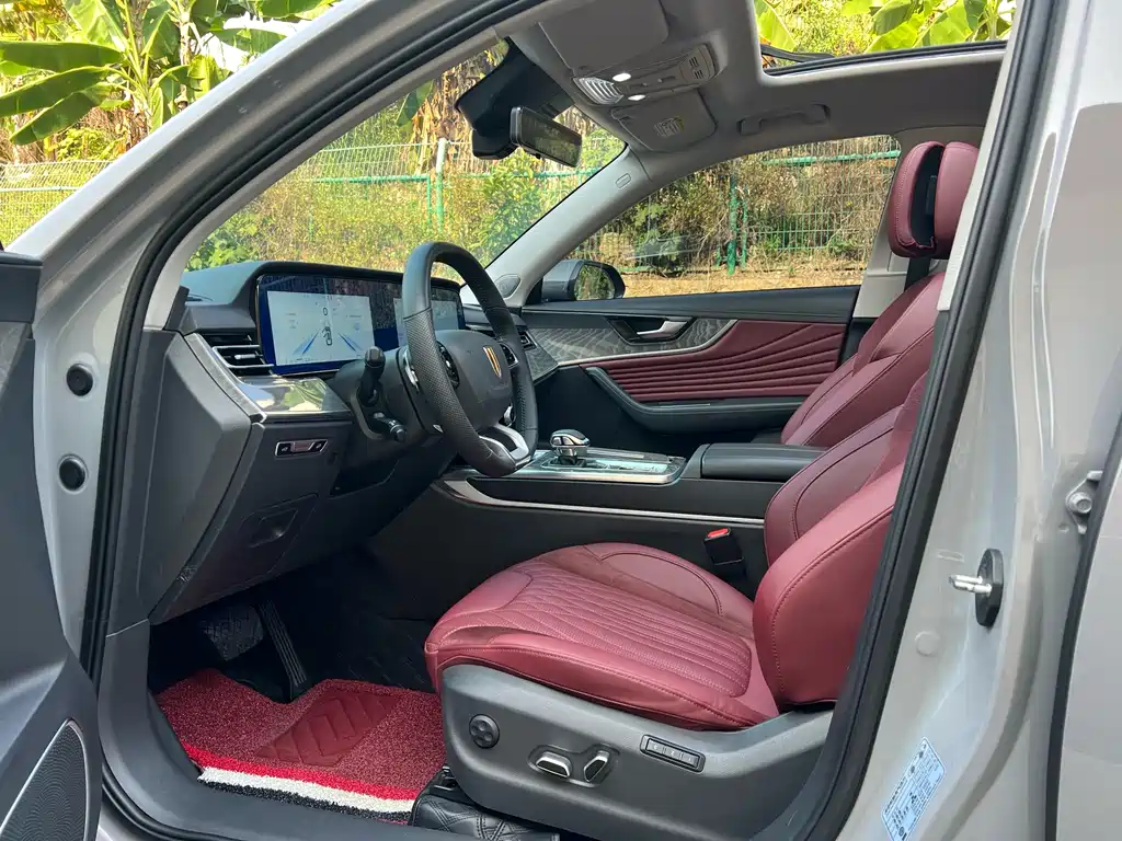 Hongqi HS5 2024