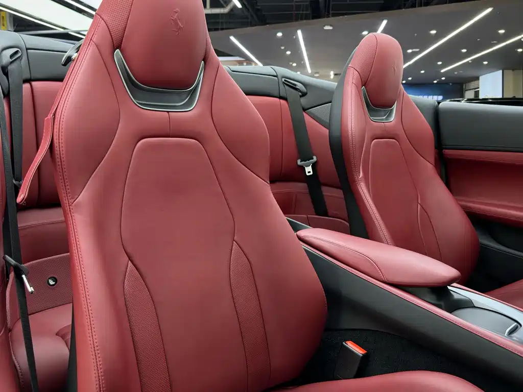 Ferrari Portofino 2019 — фото 14