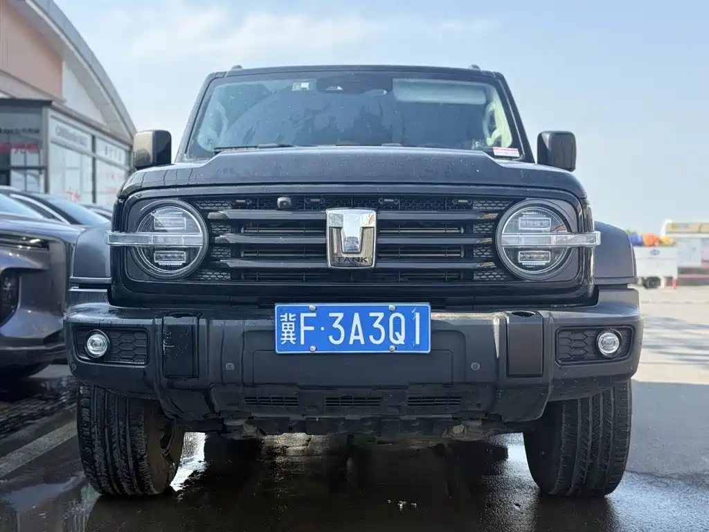 Tank 300 2021