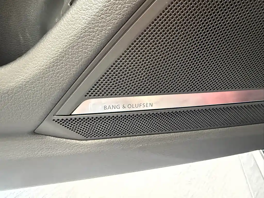 Audi A7L 2023 — фото 18