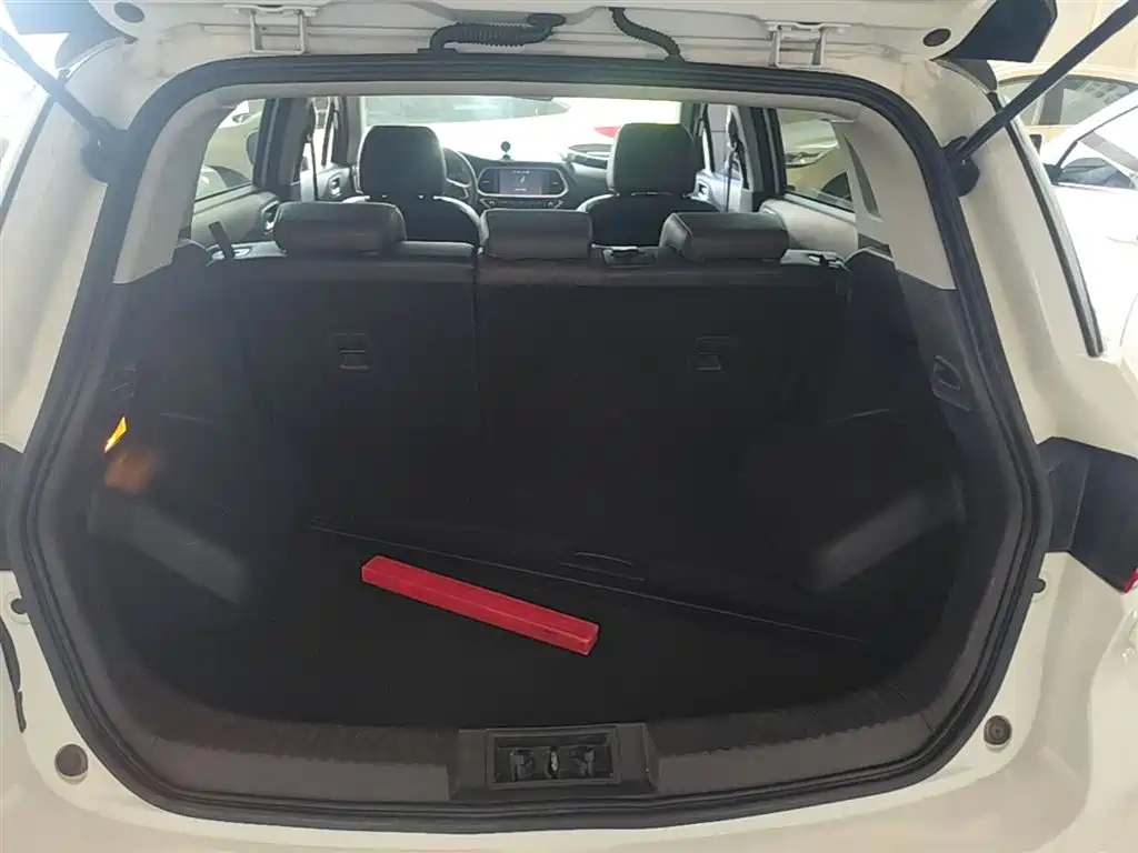 GAC Motor Trumpchi GS4 2015 — фото 19