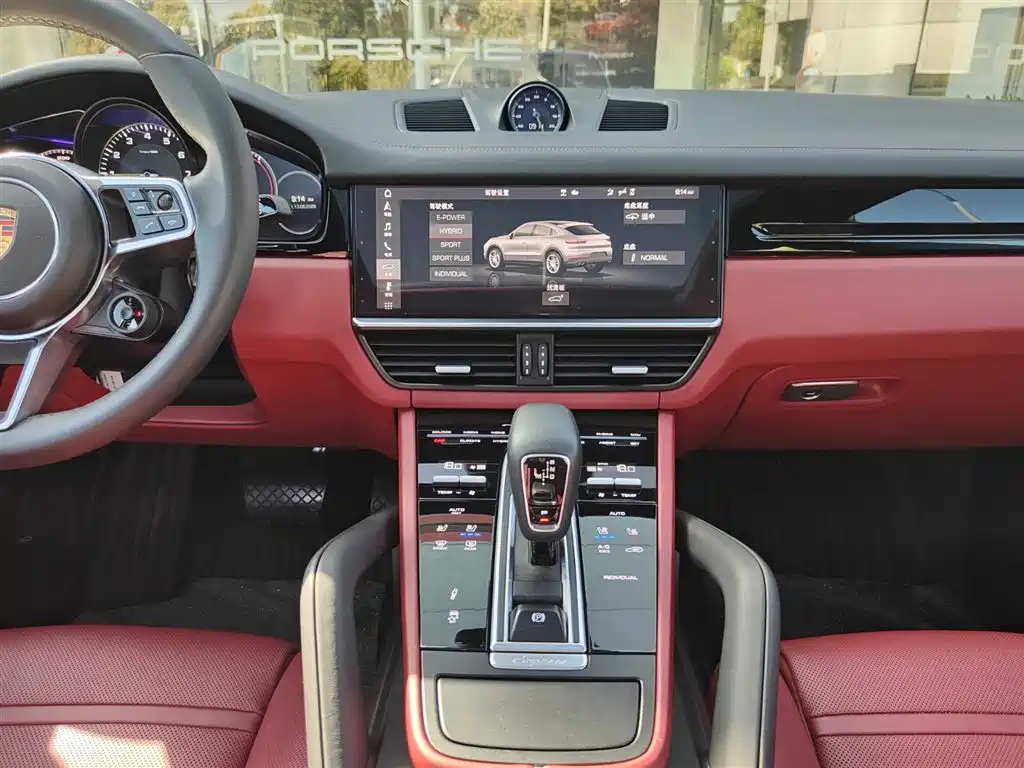 Porsche Cayenne Hybrid 2020 — фото 10