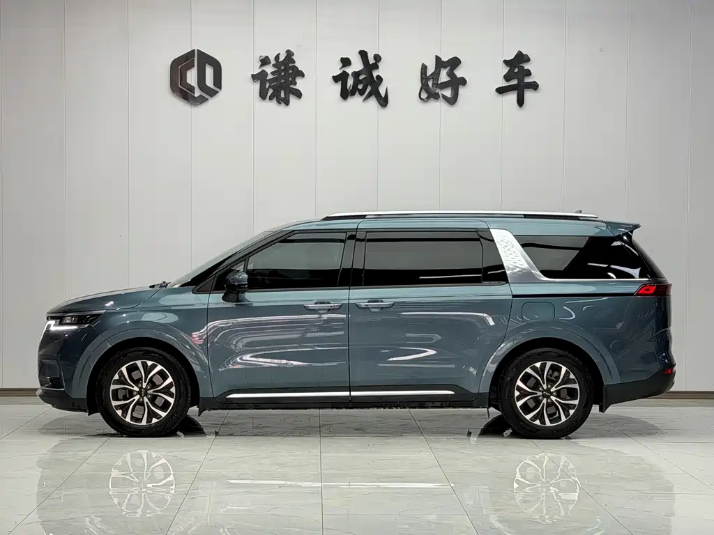 Kia Carnival 2021 — фото 4