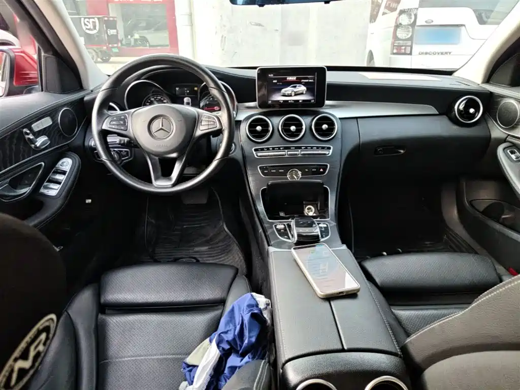 Mercedes-Benz C-Class 2018 — фото 10
