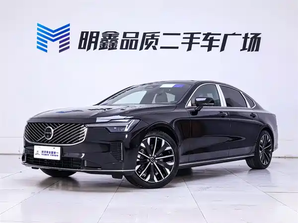 Volvo S90 2026
