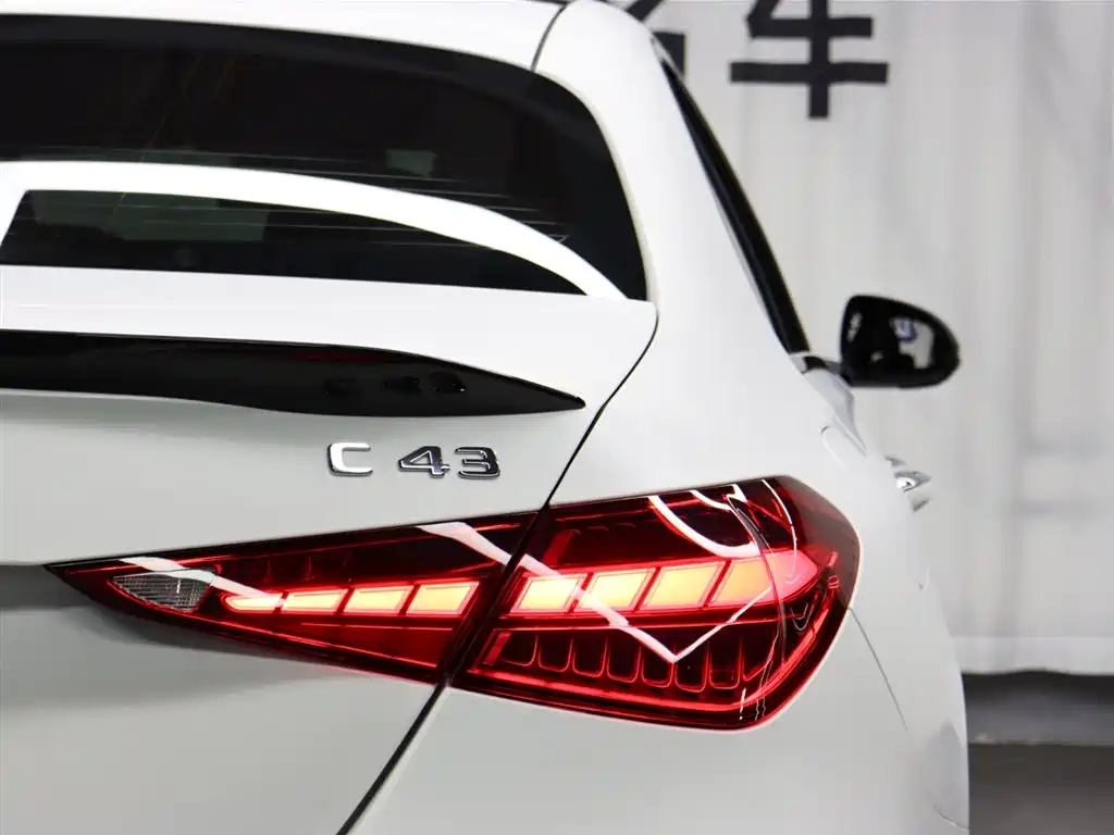Mercedes-Benz C-Class AMG 2024 — фото 25