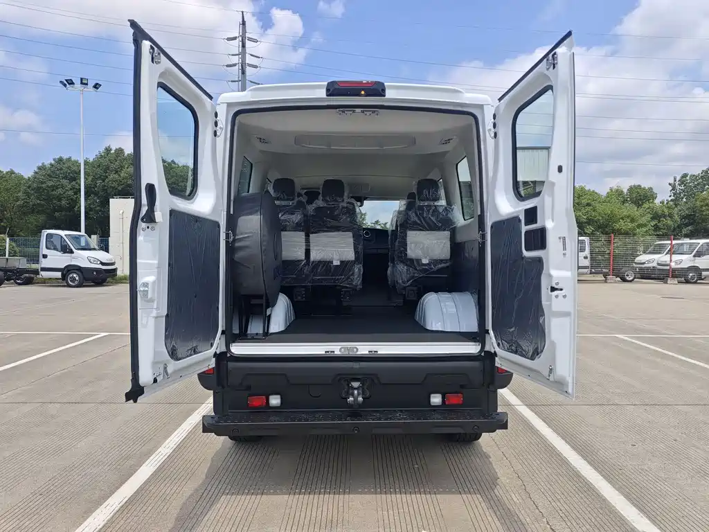 Iveco Opa 2025 — фото 15