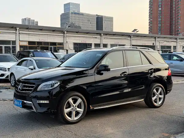 Mercedes-Benz M-Class 2015