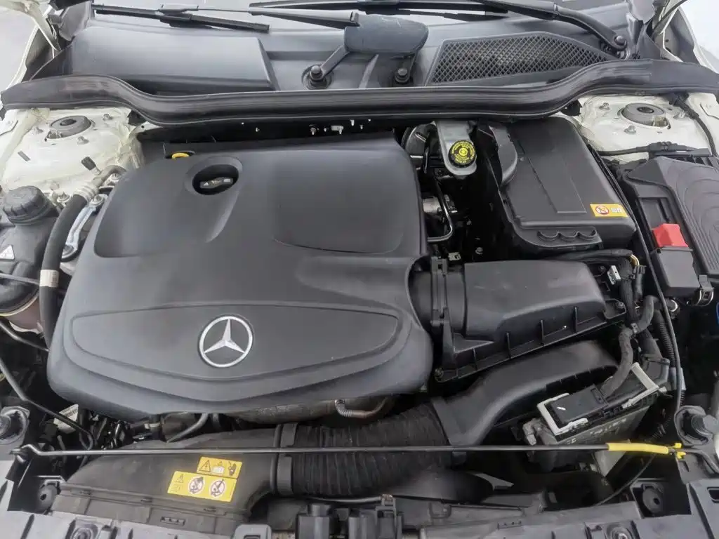 Mercedes-Benz GLA 2015