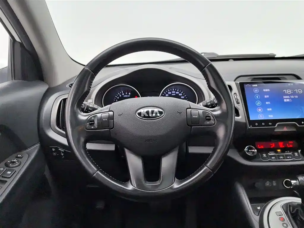Kia Sportage 2016 — фото 11