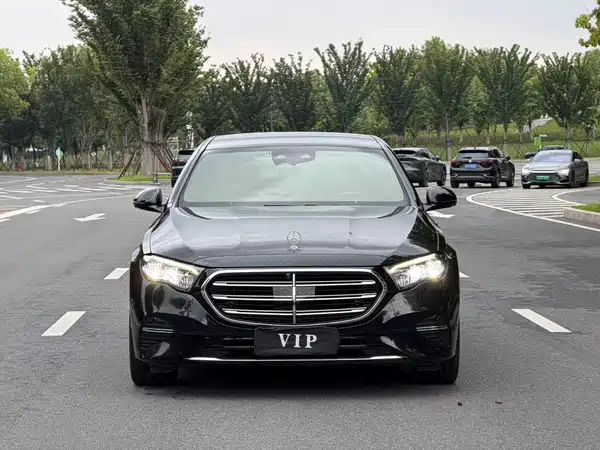 Mercedes-Benz E-Class 2024